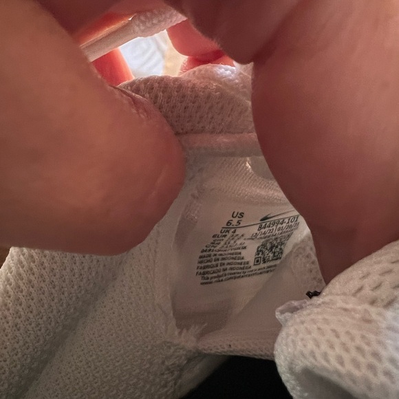 Nike Roshe One - Picture 5 of 5